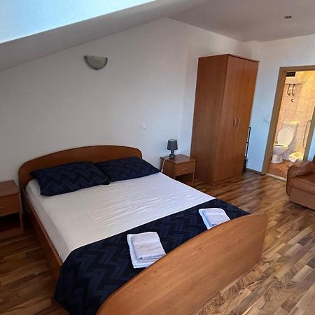 Apartman Senka Podgora Exteriör bild