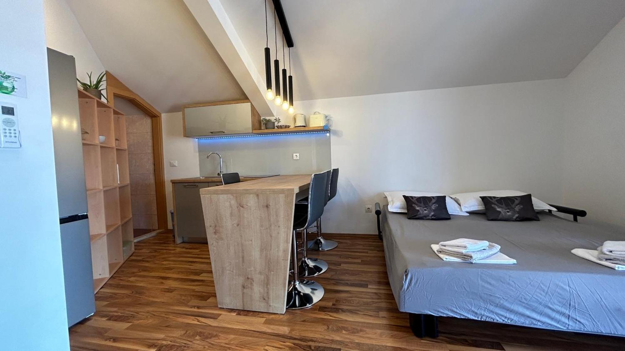 Apartman Senka Podgora Exteriör bild